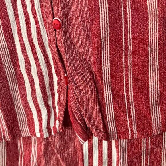 Liz Claiborne Red/White Short Sleeve Red Button Up Striped Summer Top - Picture 6 of 8